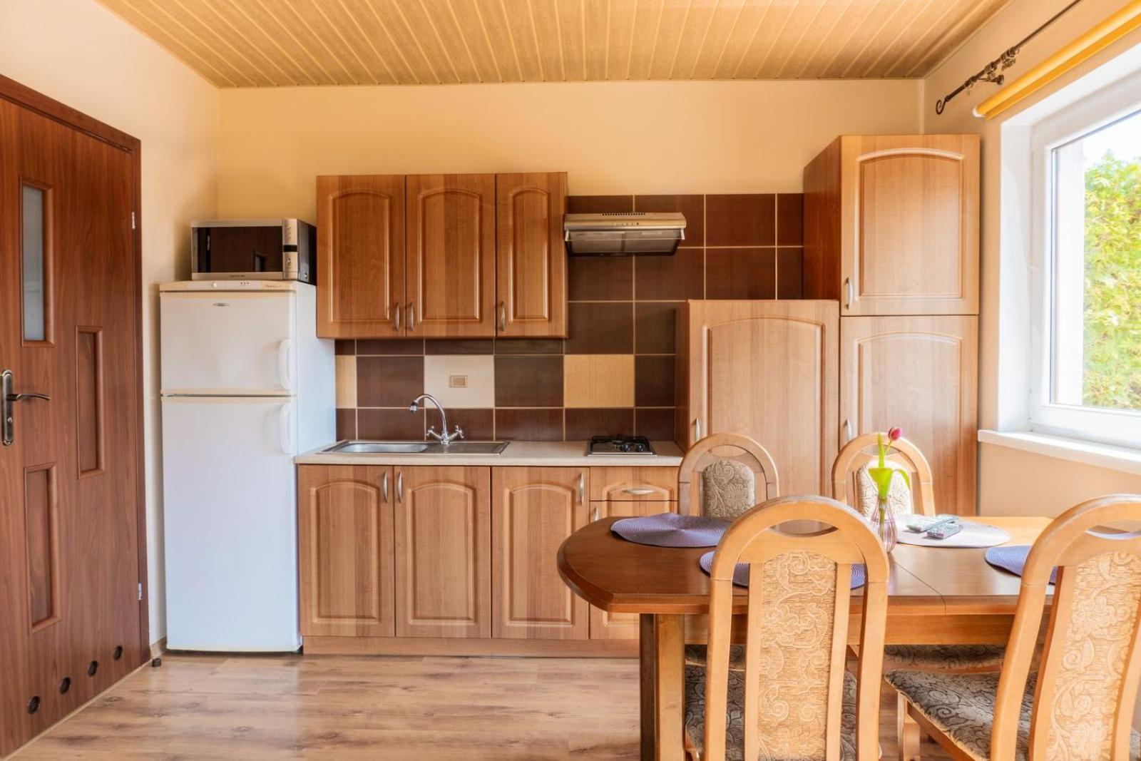 Domki Cuba - Komfortowe Domki W Cichej Okolicy Ostrowo  Luaran gambar